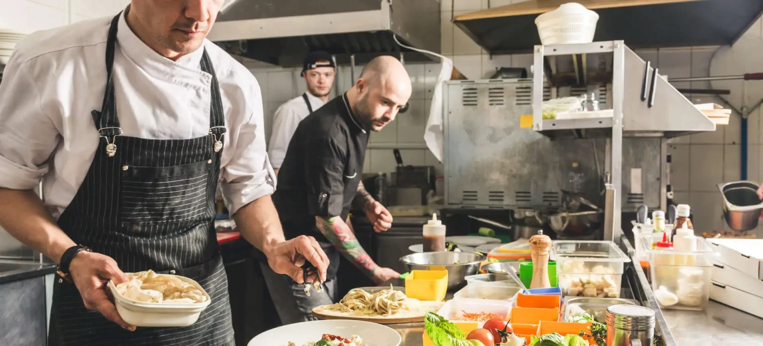 Ensuring Culinary Safety: A Closer Look at the HSEDocs Level 2 Food Safety Course Ensuring Culinary Safety: A Closer Look at the HSEDocs Level 2 Food Safety Course