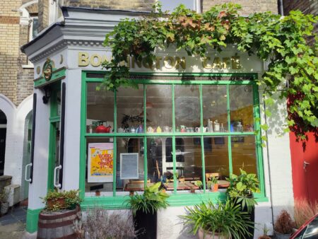 Bonnington Cafe Vauxhall London Review: London’s Longest-Running Vegetarian Co-Operative